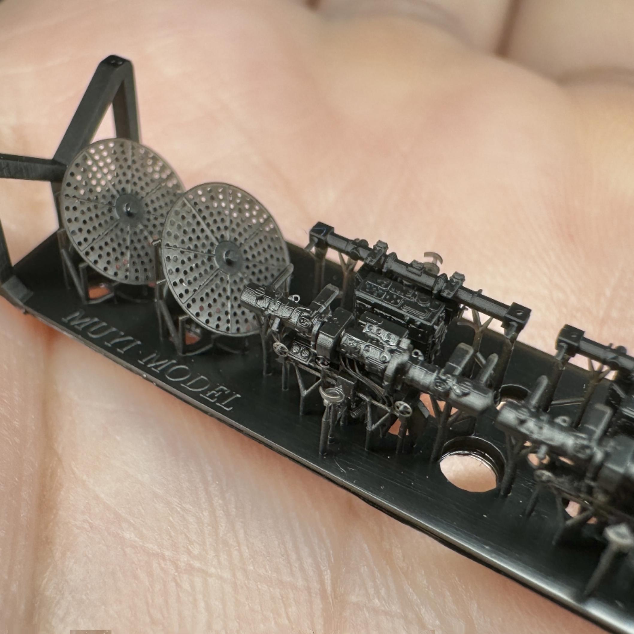 MUYI MODEL STUDIO 1/350 G35001 - Model Kit Studio ulasan dan harga