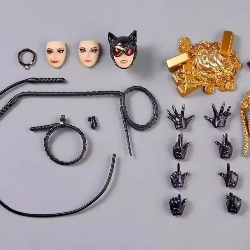 15cm Kaiyodo Revoltech Catwoma - Model Kit Batman ulasan dan harga