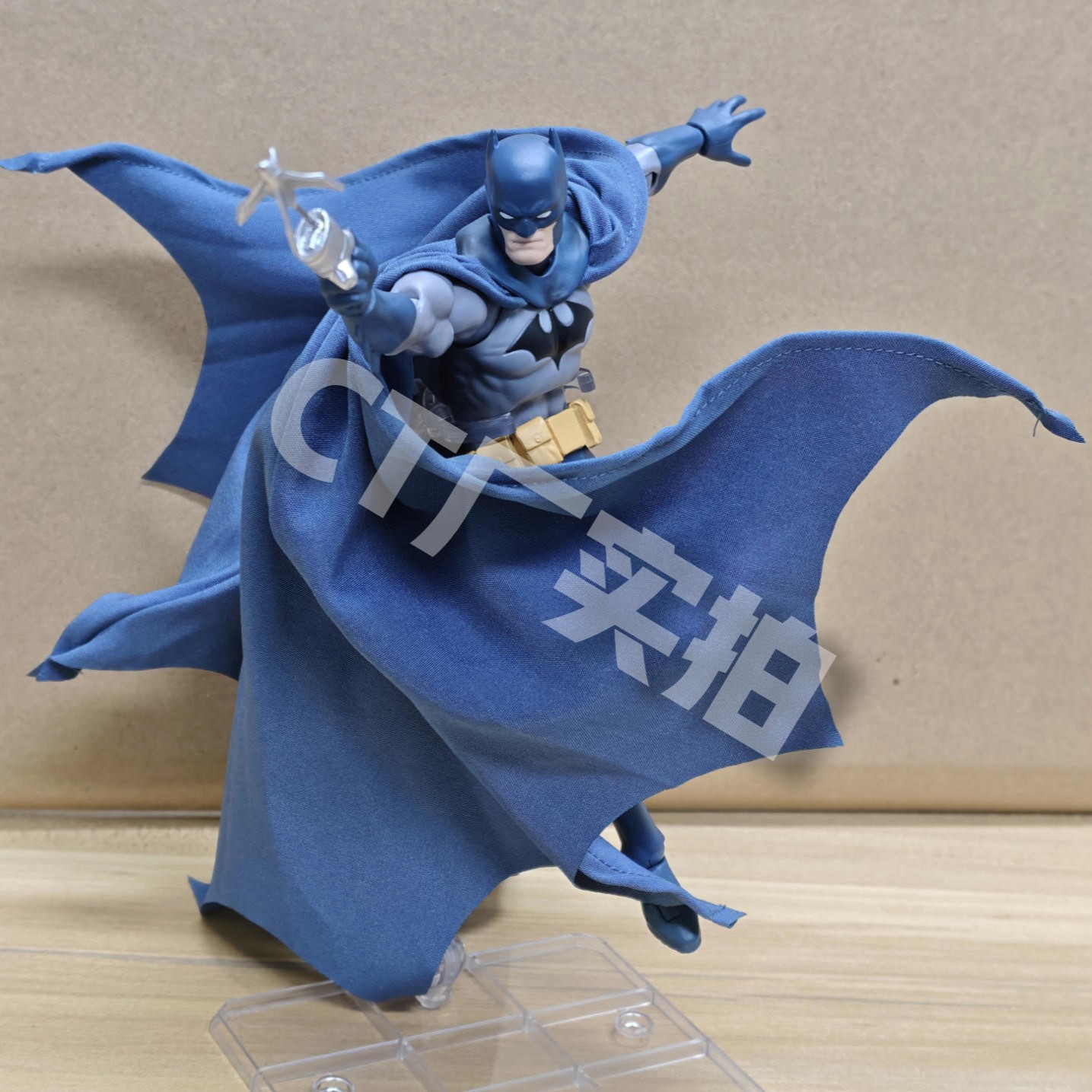 CT Toys Batman Mafex 126 Blue  - Model Kit Batman ulasan dan harga