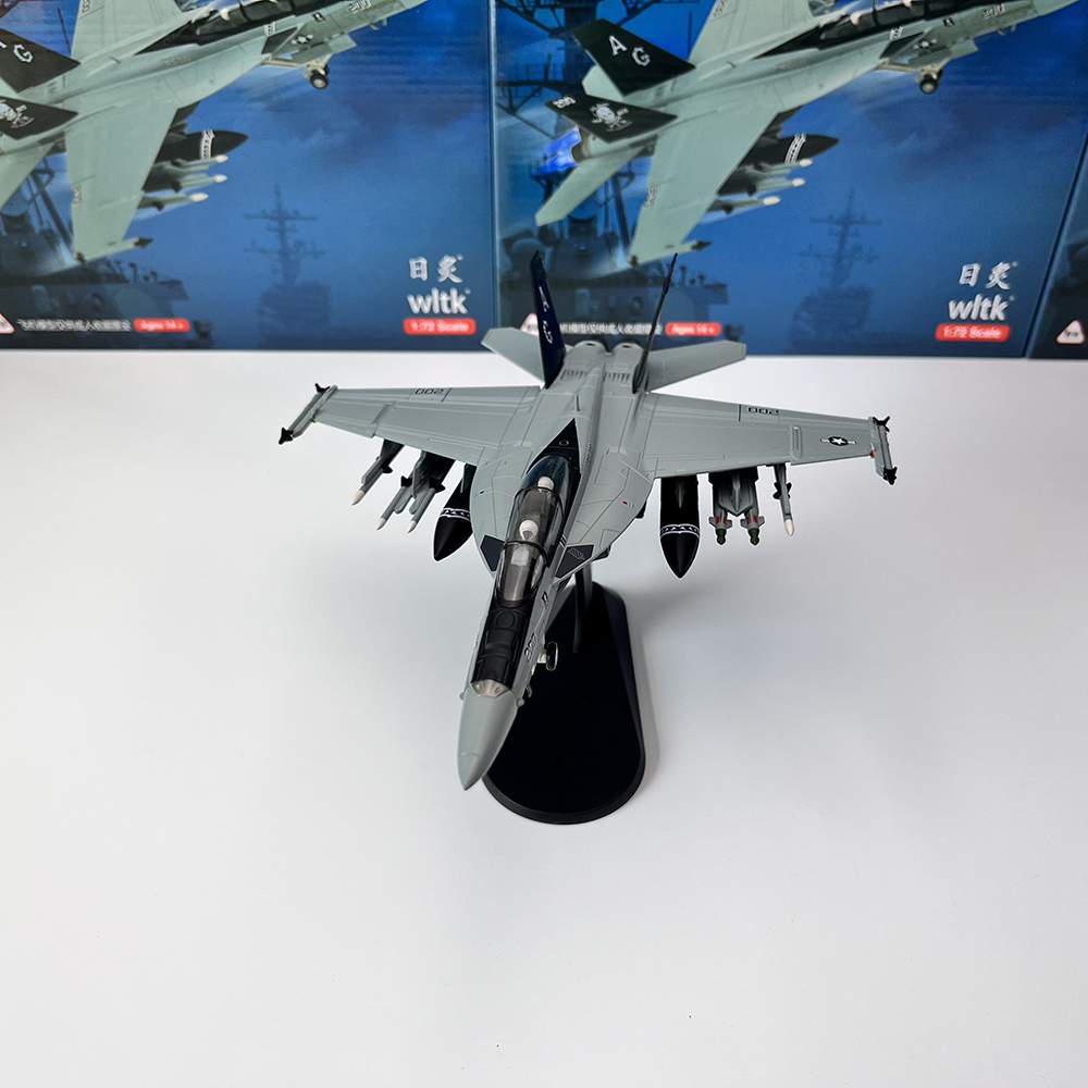 1/72 Scale U.S. F/A-18F Hornet - Model Kit Store ulasan dan harga