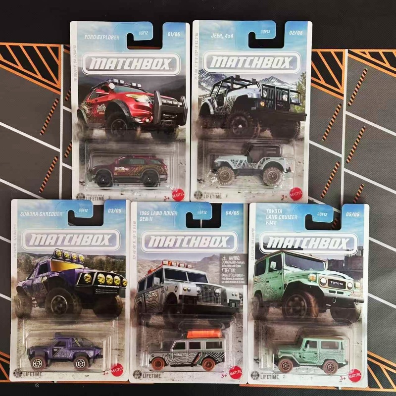 MATCHBOX Diecast Car 1:64 Off- - Model Kit Land Rover ulasan dan harga