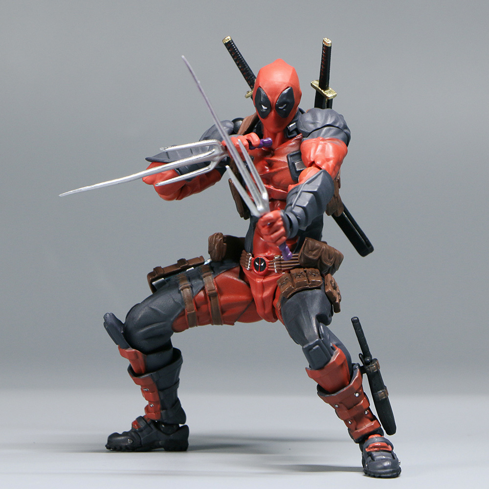 Amazing Yamaguchi Deadpool 2.0 - Model Kit Batman ulasan dan harga