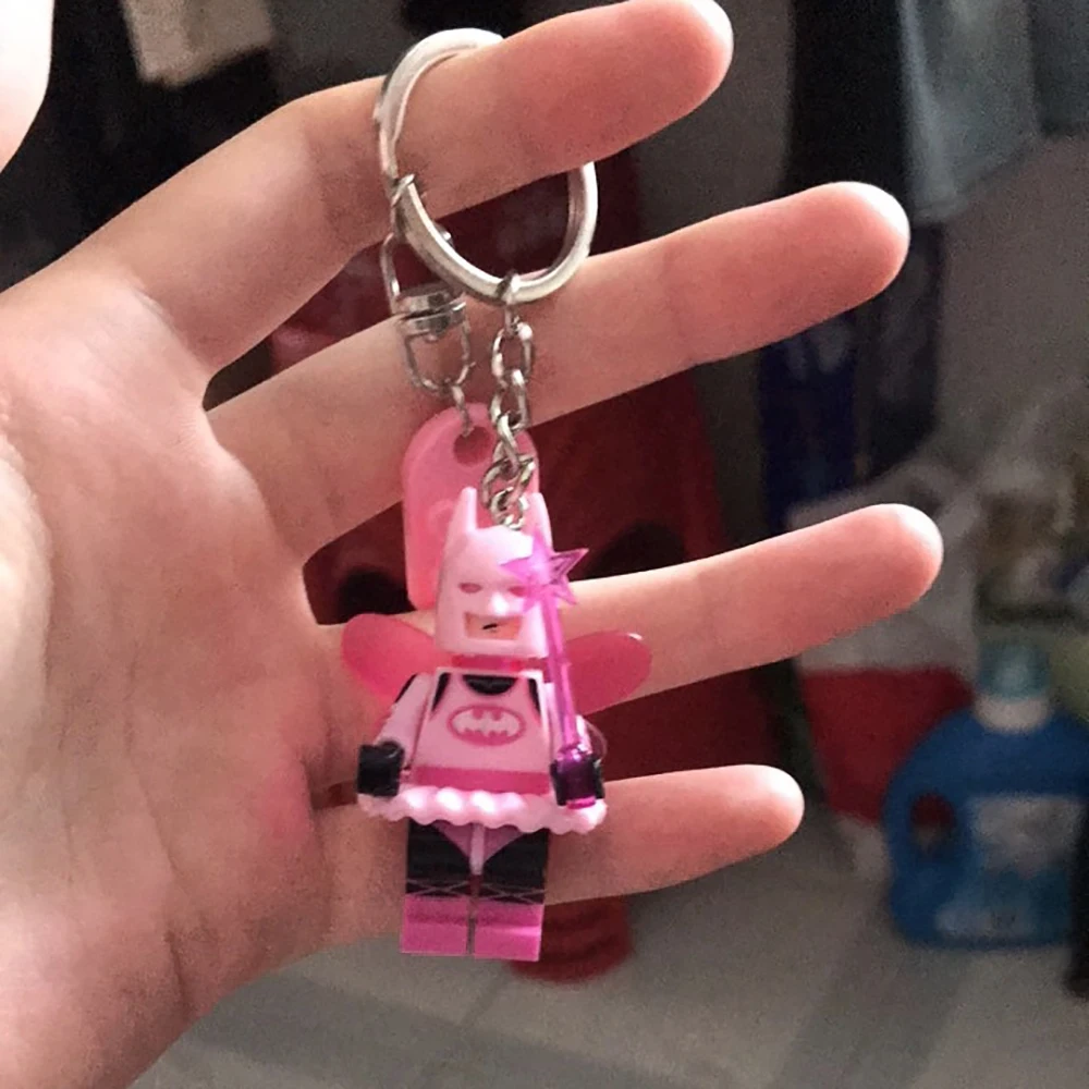 Matching Couple Keychains: Bla - Model Kit Batman ulasan dan harga